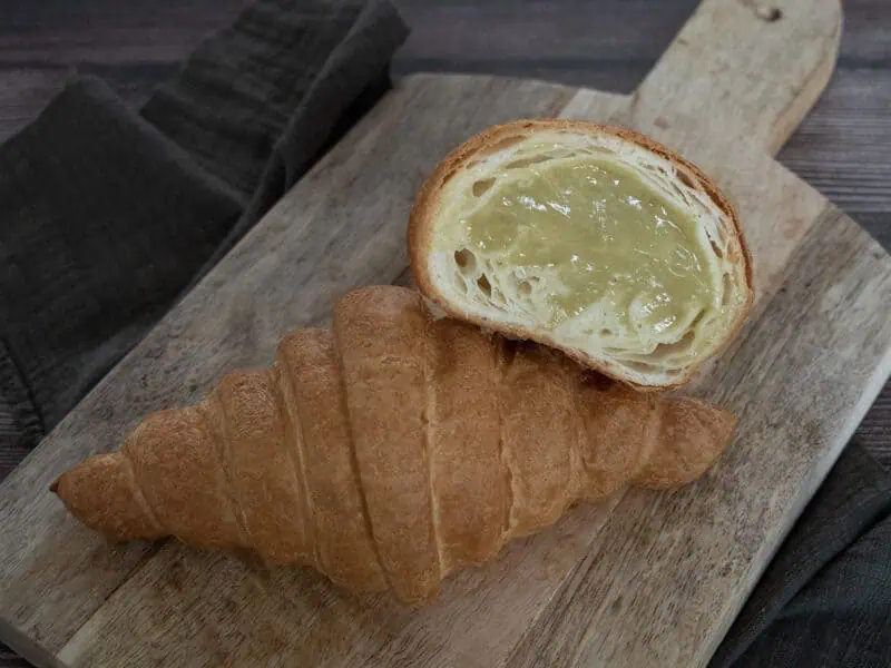 glutenvrije pistache roomboter croissant